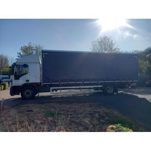 Iveco Eurocargo ML180E25 EVI_D 28FT CURTAINSIDE & Taillift