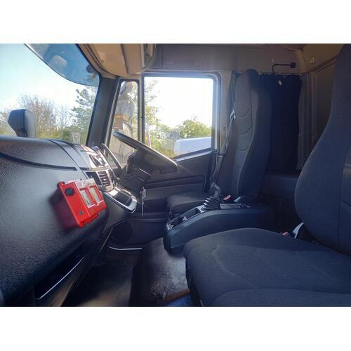 Iveco Eurocargo ML180E25 EVI_D 28FT CURTAINSIDE & Taillift
