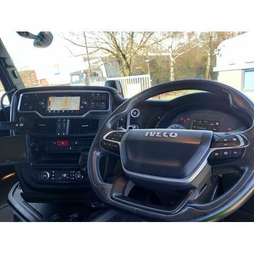 Iveco S-WAY AS440S51TX/P 6×2 510HP