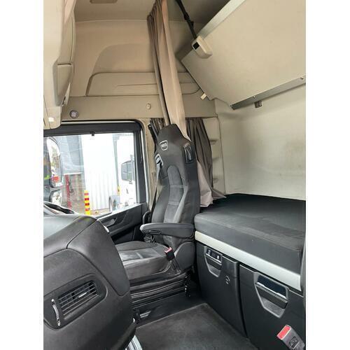 IVECO S-WAY AS440S53 TX/FP 6X2 530HP Full Air Suspension 
