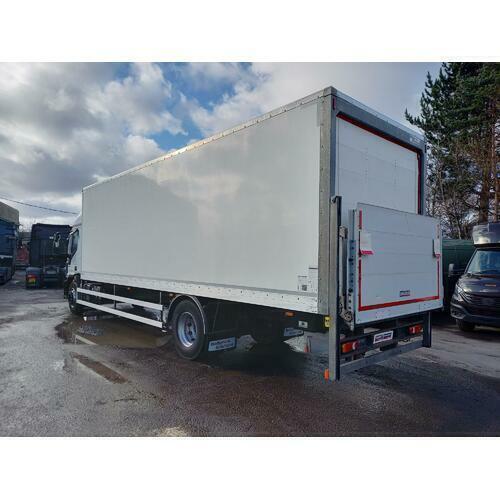 IVECO EUROCARGO ML18E250 HP 28FT BOX & TAILLIFT 