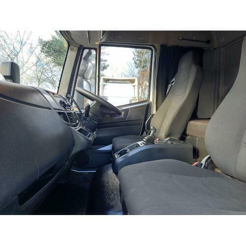 IVECO EUROCARGO ML18E250 HP 28FT BOX & TAILLIFT 
