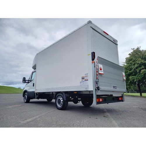 IVECO Daily Driveaway Luton LWB