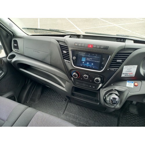 IVECO Daily Driveaway Luton LWB