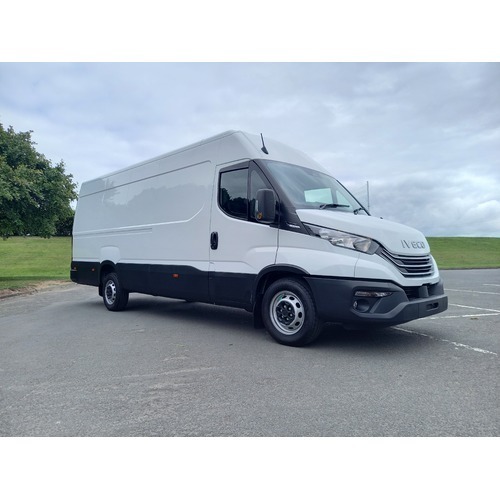 IVECO Daily Panel Van LWB High Roof Automatic