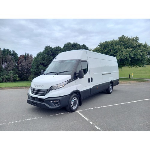 IVECO Daily Panel Van LWB High Roof Automatic