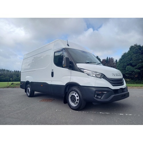 IVECO Daily Panel Van MWB High Roof