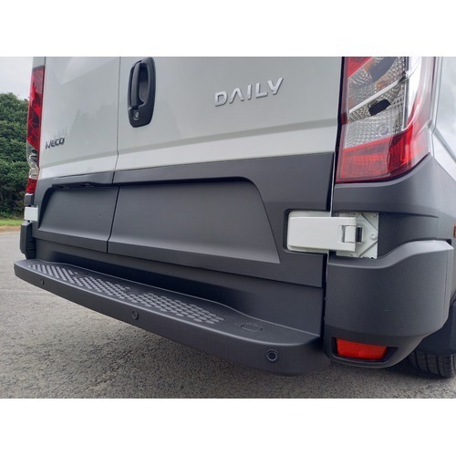 IVECO Daily Panel Van MWB High Roof Automatic